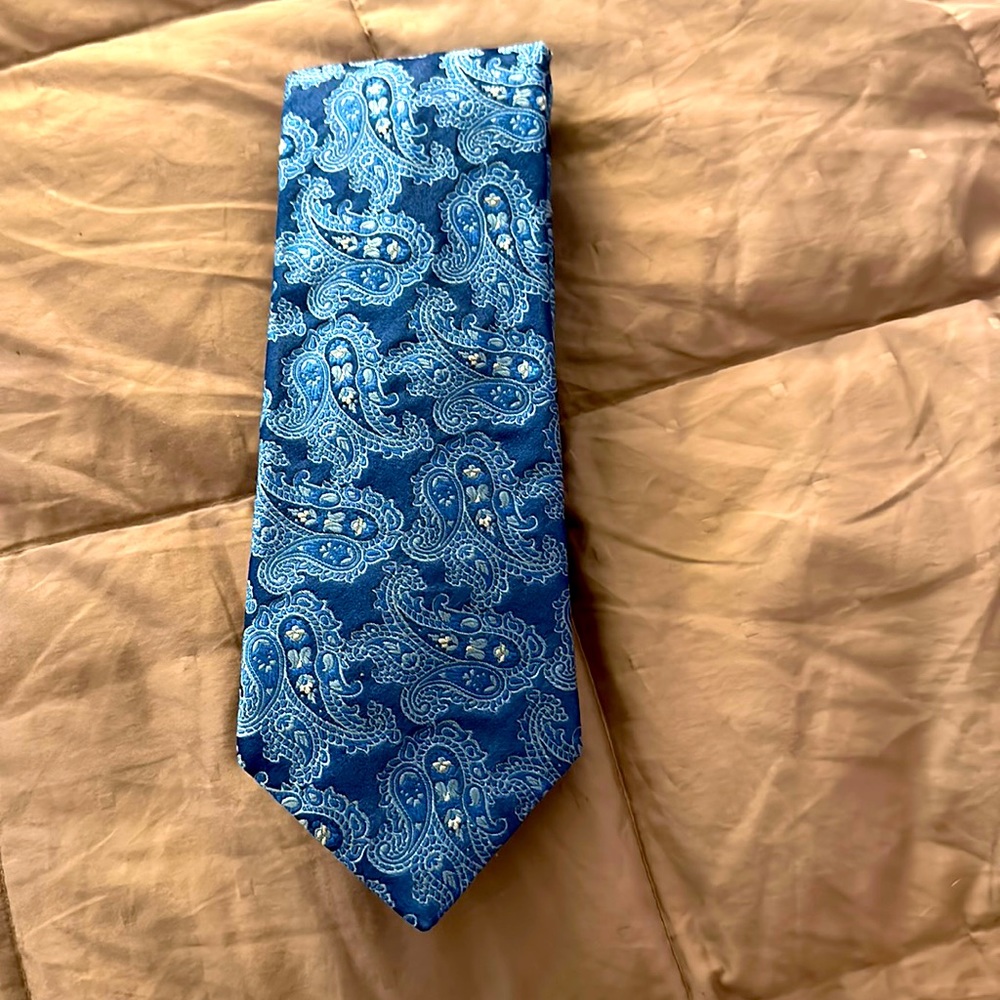 Neiman Marcus tie